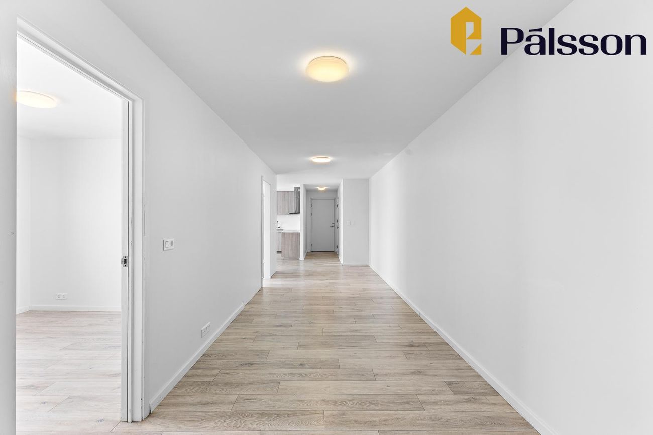 Breiðbraut 670A, 262 Reykjanesbær