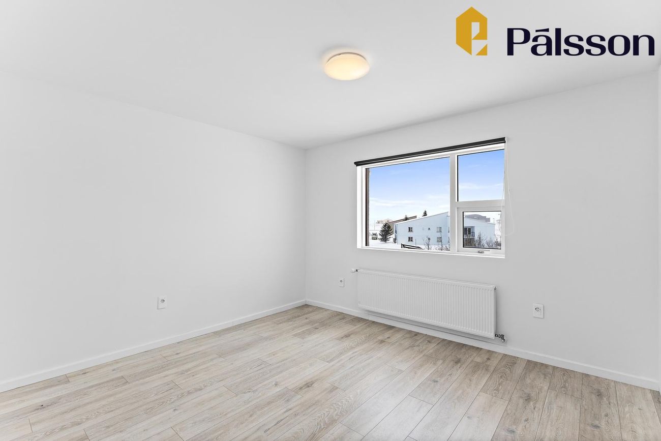 Breiðbraut 670A, 262 Reykjanesbær