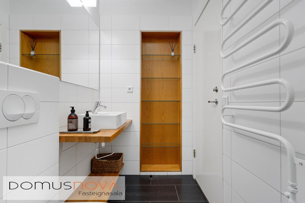 Kirkjutorg 6A - 0201, 101 Reykjavík