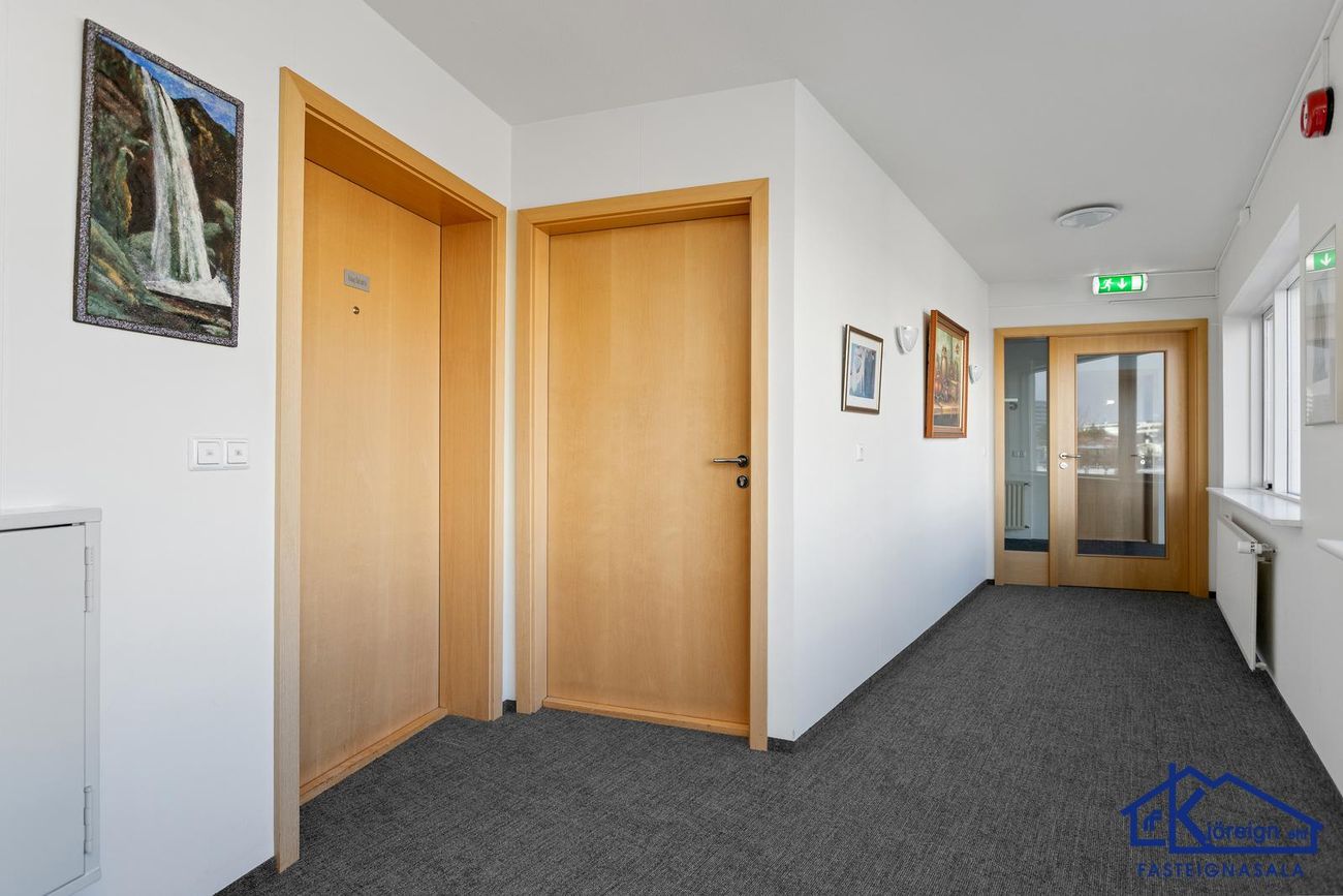Sléttuvegur 15, 103 Reykjavík