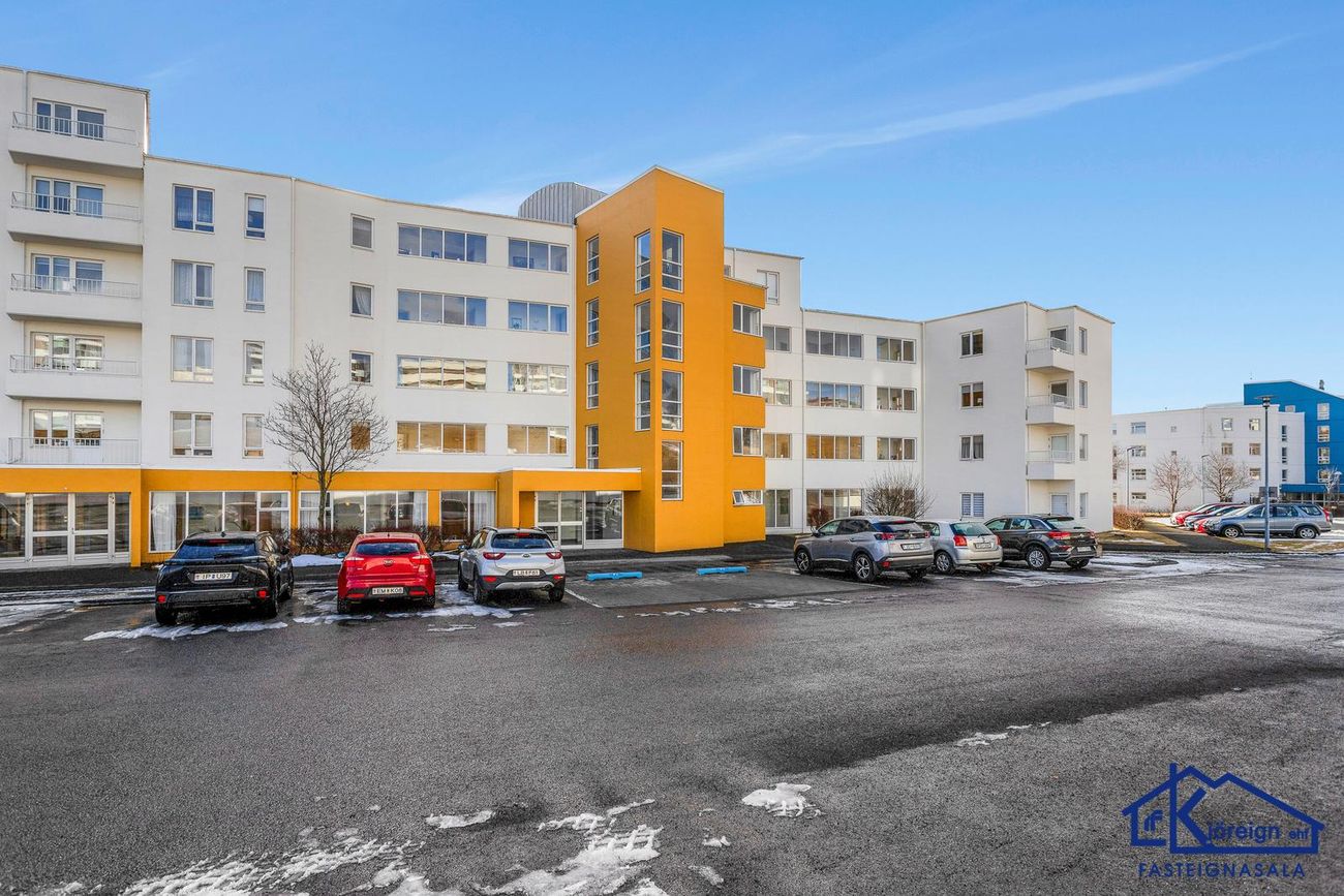 Sléttuvegur 15, 103 Reykjavík