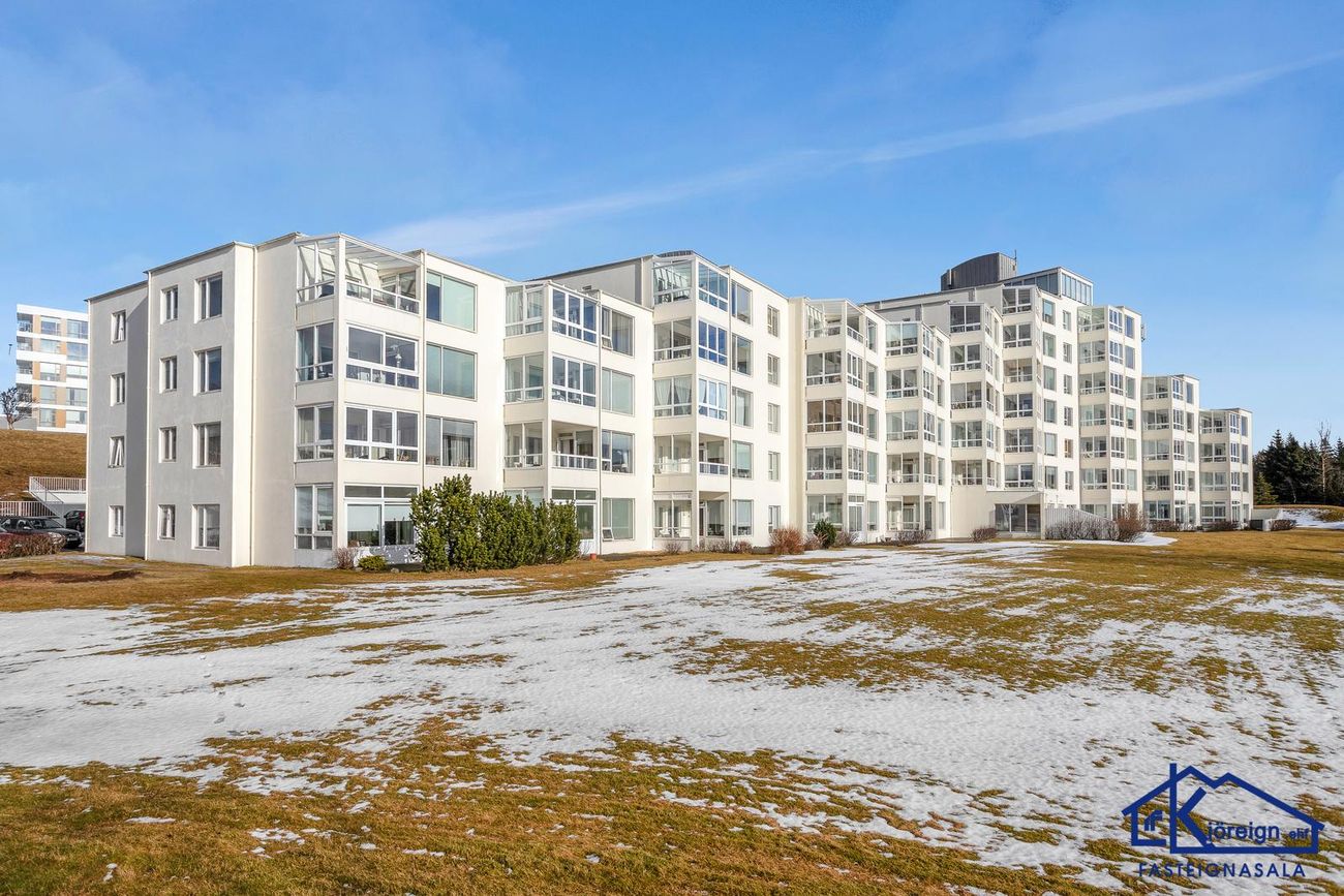 Sléttuvegur 15, 103 Reykjavík