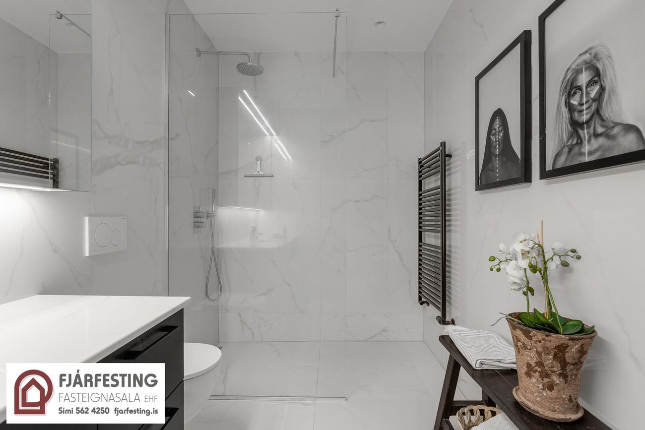 Naustavör 42, 200 Kópavogur