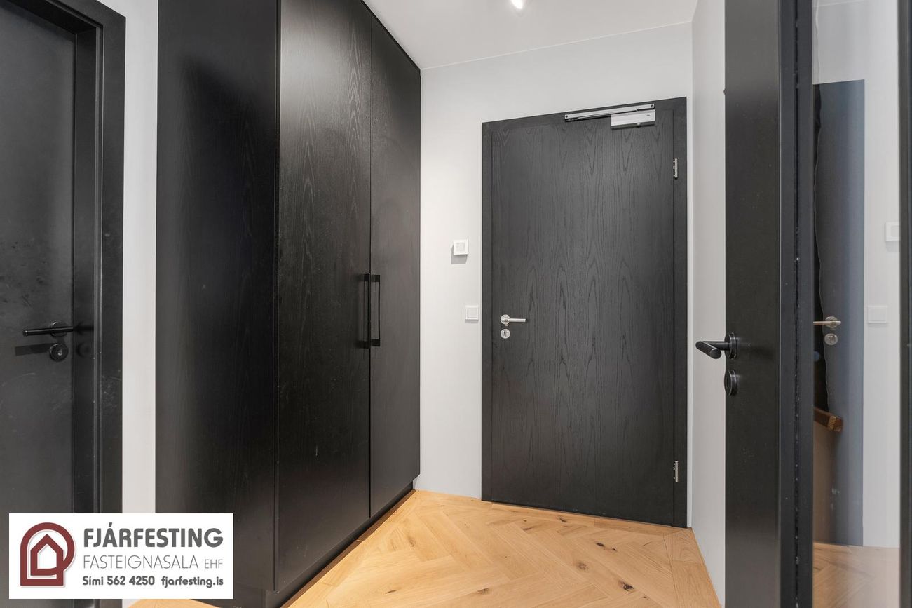 Naustavör 42, 200 Kópavogur