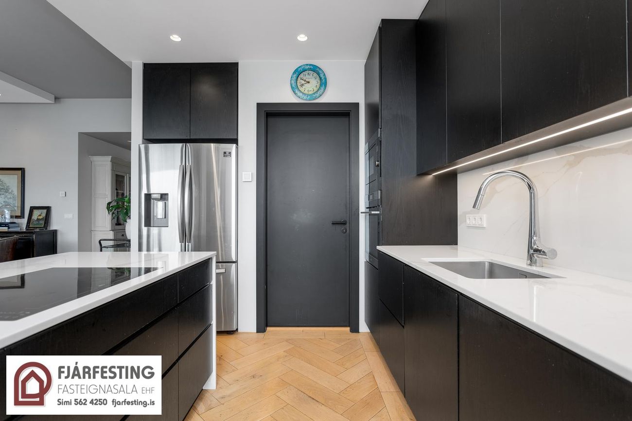 Naustavör 42, 200 Kópavogur