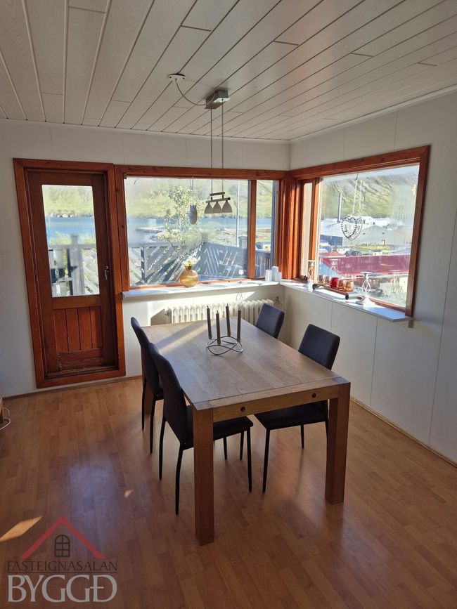 Hólavegur 38, 580 Fjalla