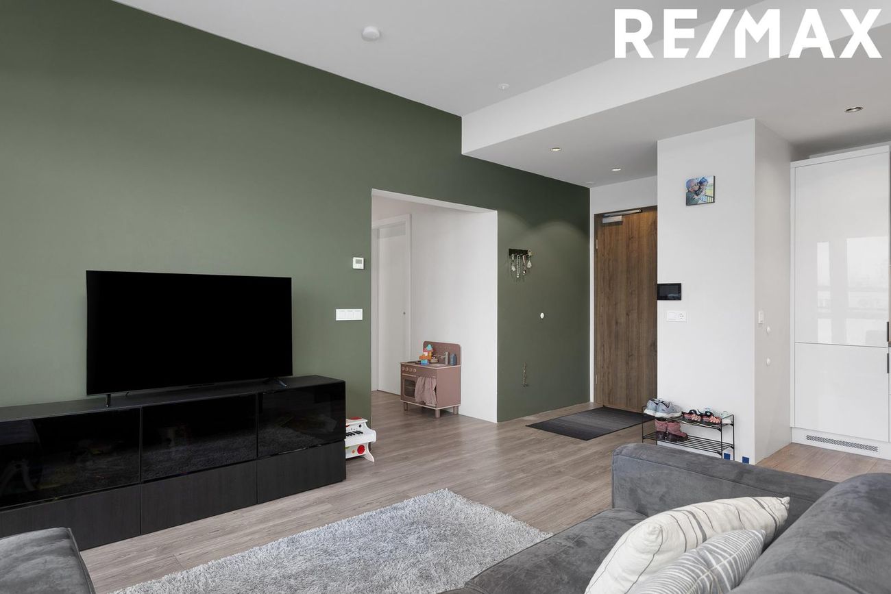 Grensásvegur 1E, 108 Reykjavík