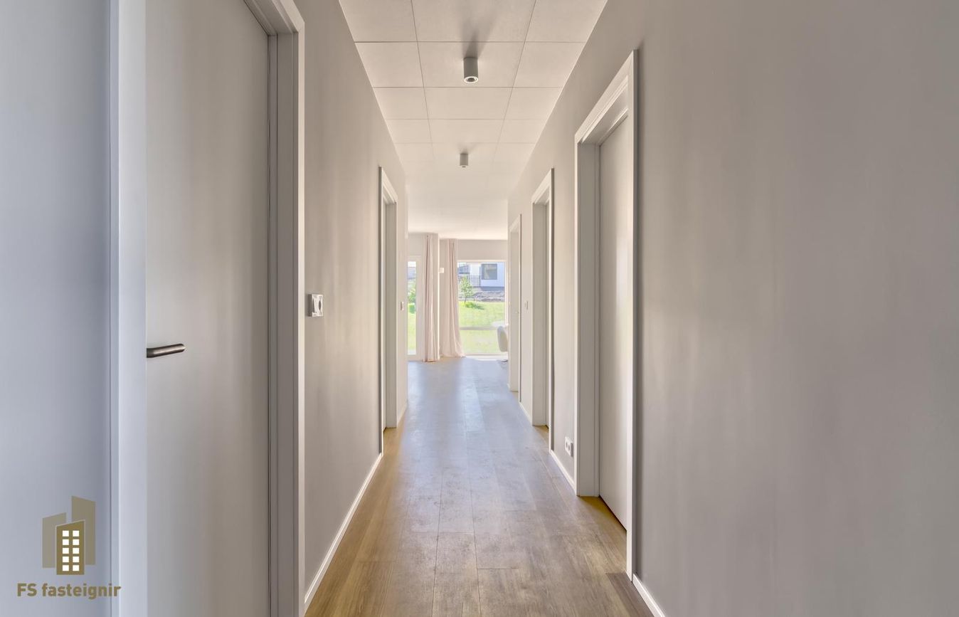 Lækjarmói 8, 603 Akureyri