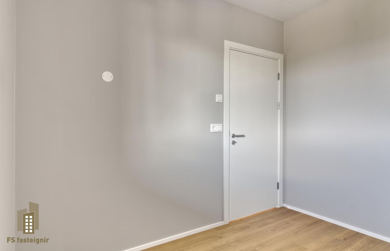 Lækjarmói 8, 603 Akureyri
