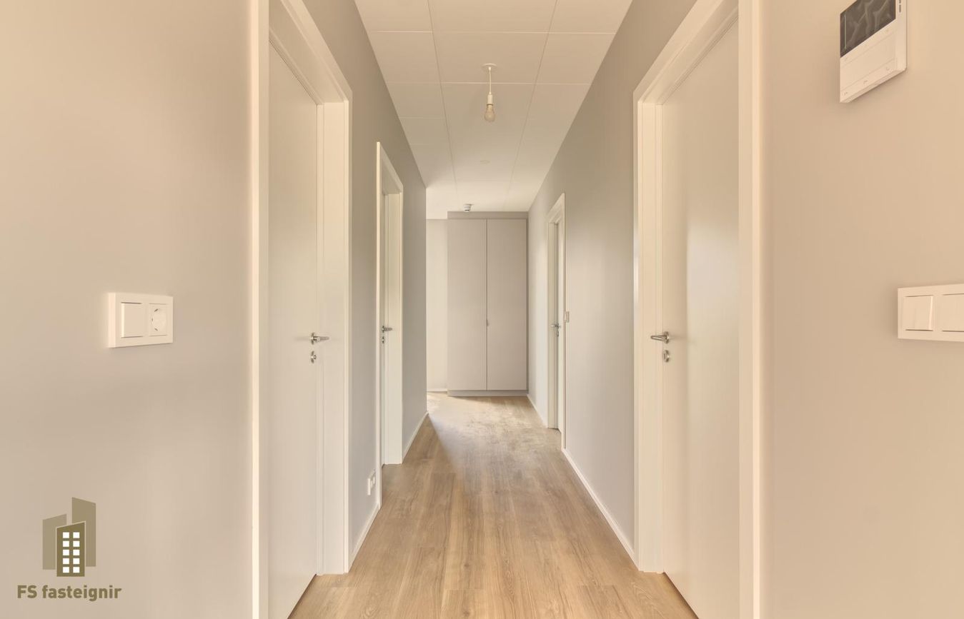 Lækjarmói 8, 603 Akureyri