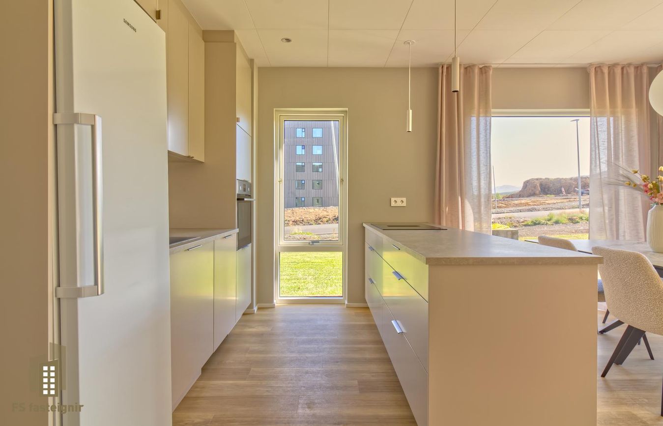 Lækjarmói 8, 603 Akureyri