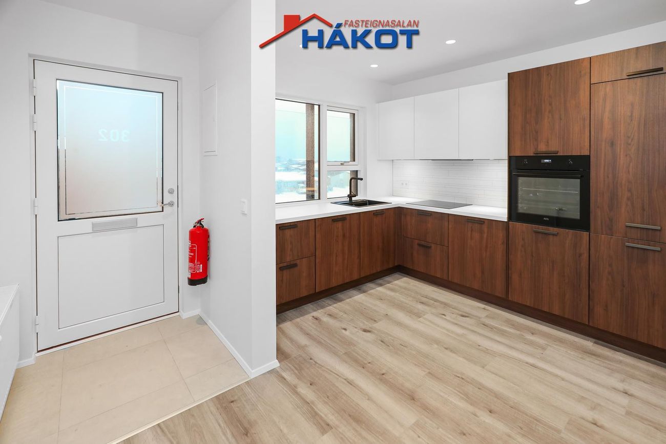 Asparskógar 18, 300 Akranes