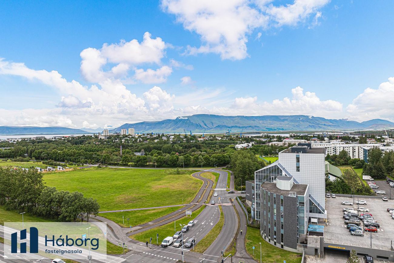 Grensásvegur 1F - 0601, 108 Reykjavík