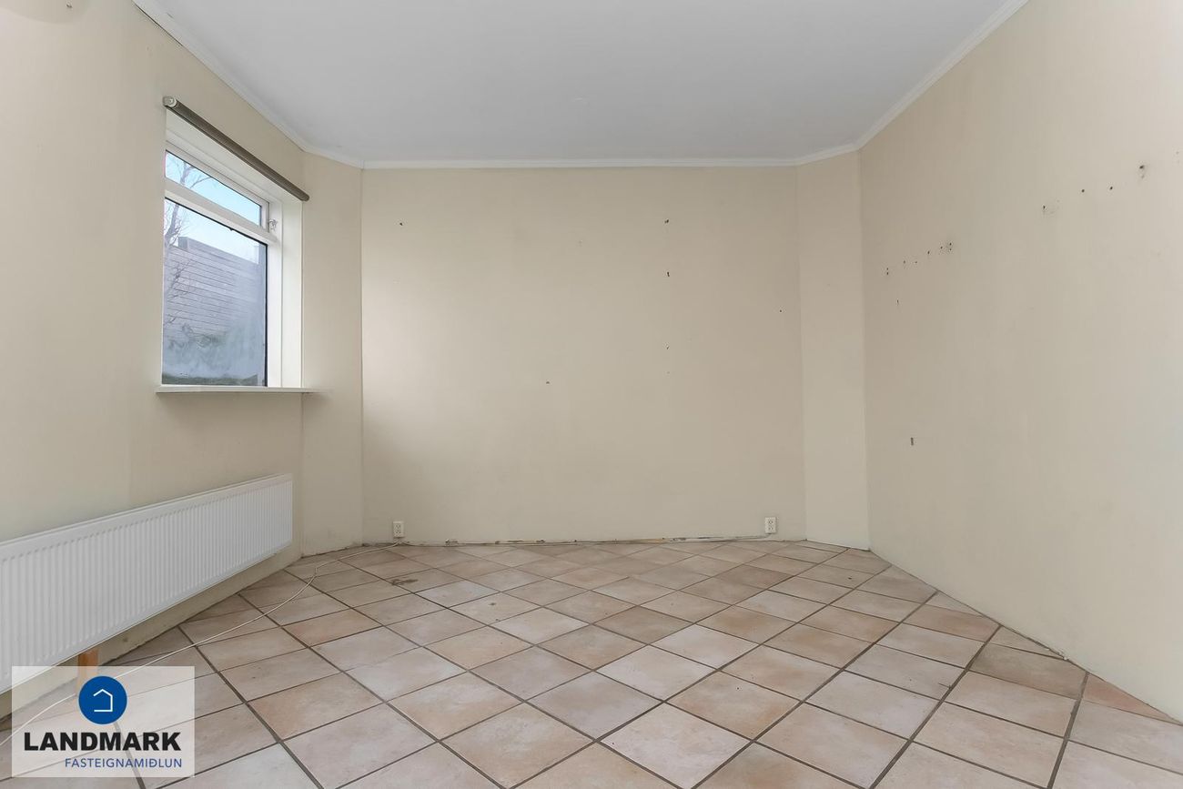 Ölduslóð 38, 220 Hafnarfjörður