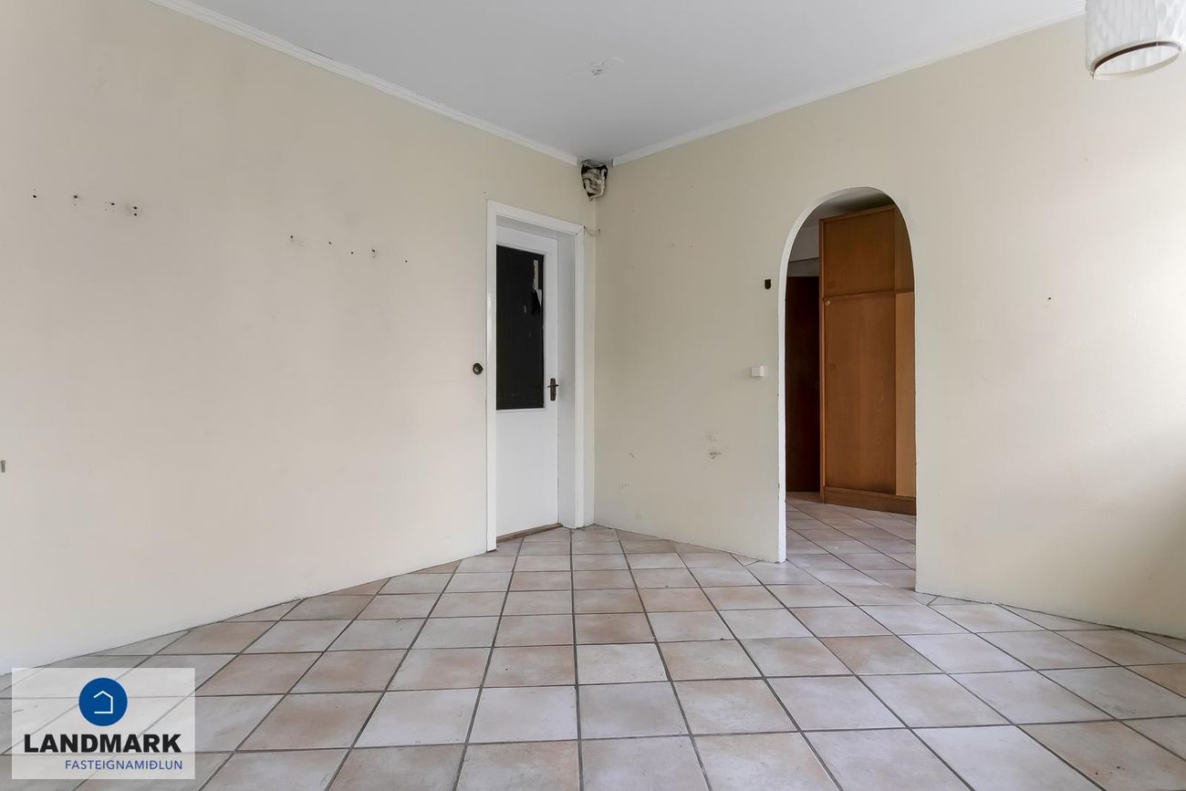 Ölduslóð 38, 220 Hafnarfjörður