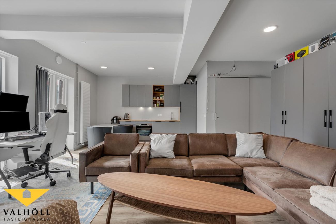 Brautarholt 20, 105 Reykjavík