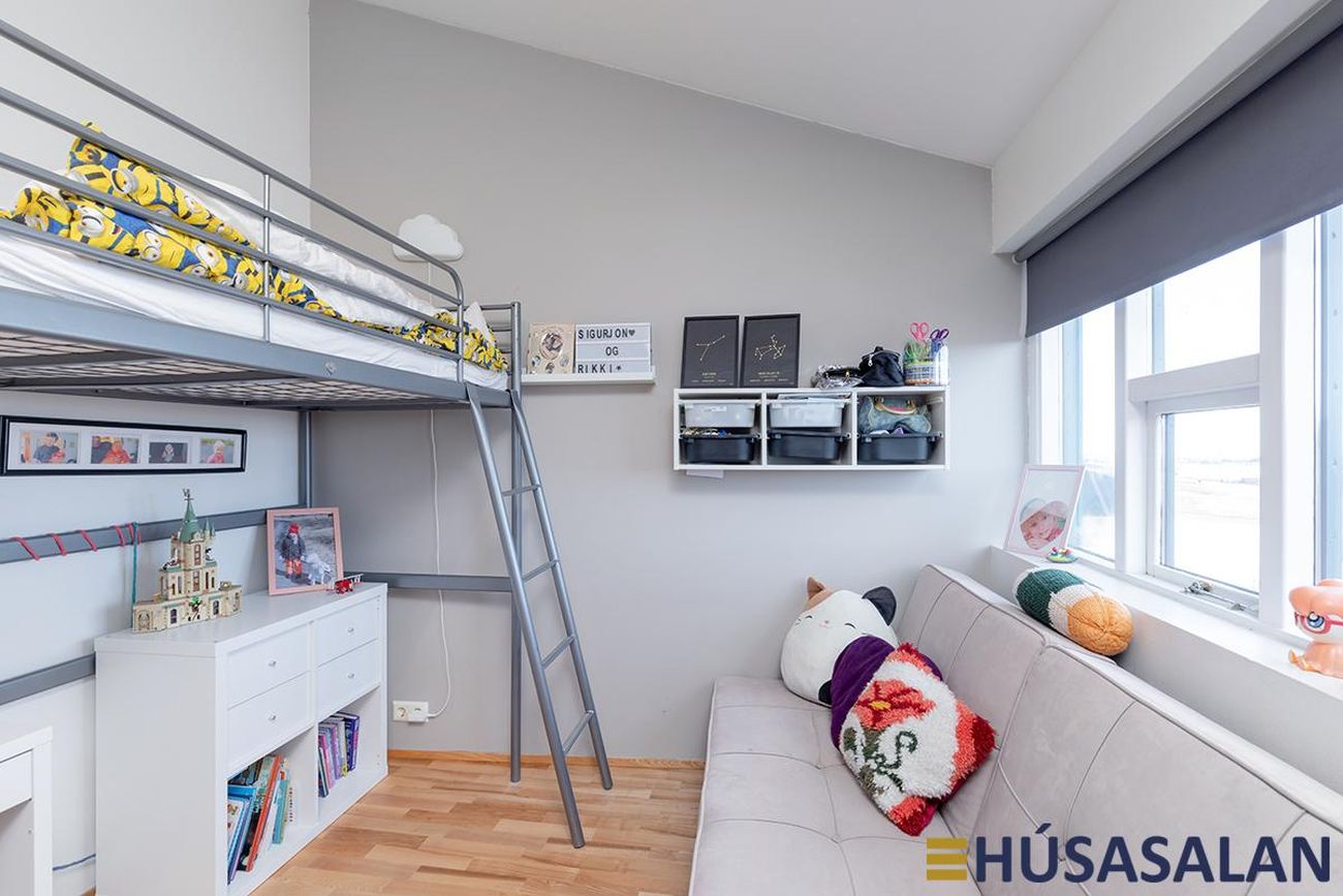 Klukkuberg 15, 221 Hafnarfjörður