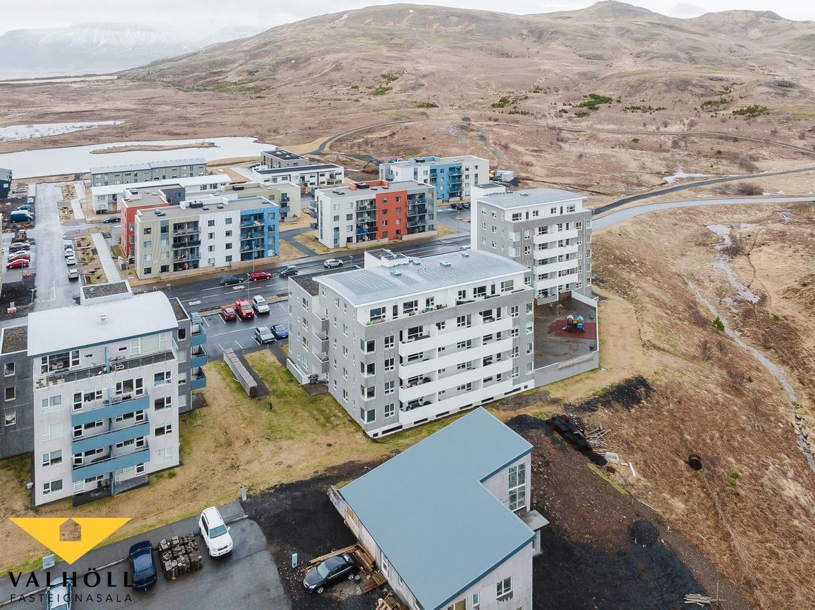 Skyggnisbraut 28 26-28, 113 Reykjavík