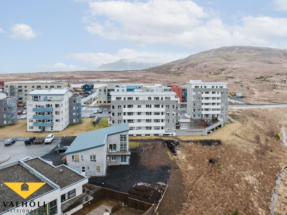 Skyggnisbraut 28 26-28, 113 Reykjavík