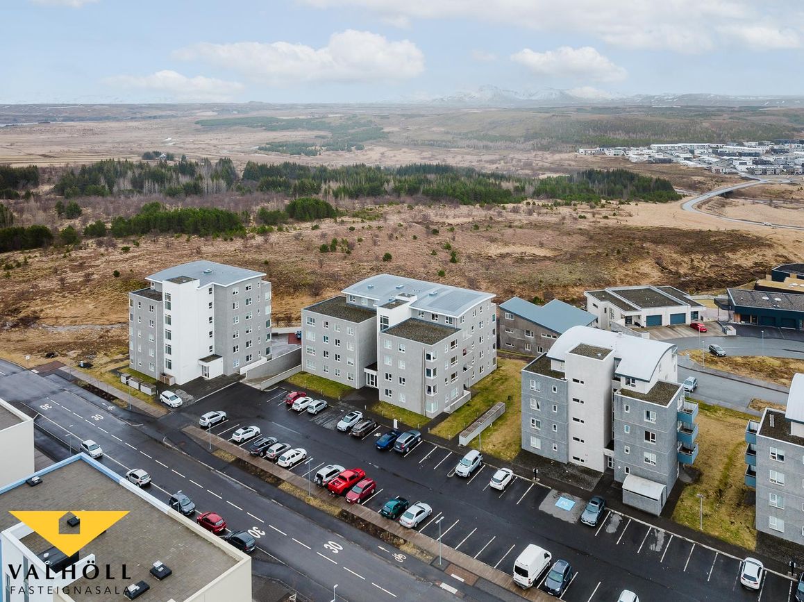 Skyggnisbraut 28 26-28, 113 Reykjavík