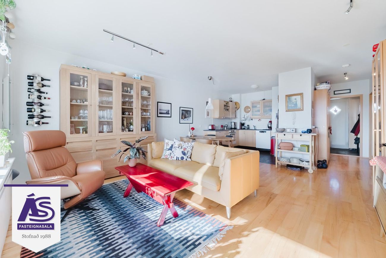 Berjavellir 2, 221 Hafnarfjörður