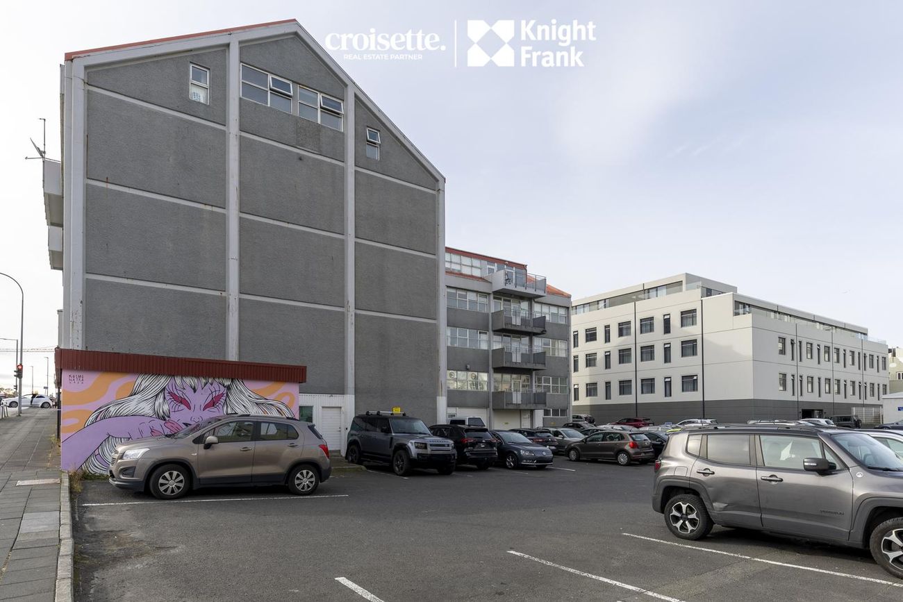 Hverfisgata 105, 101 Reykjavík