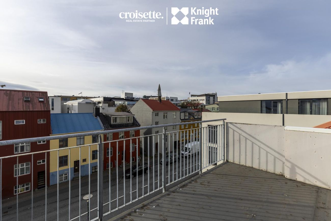 Hverfisgata 105, 101 Reykjavík