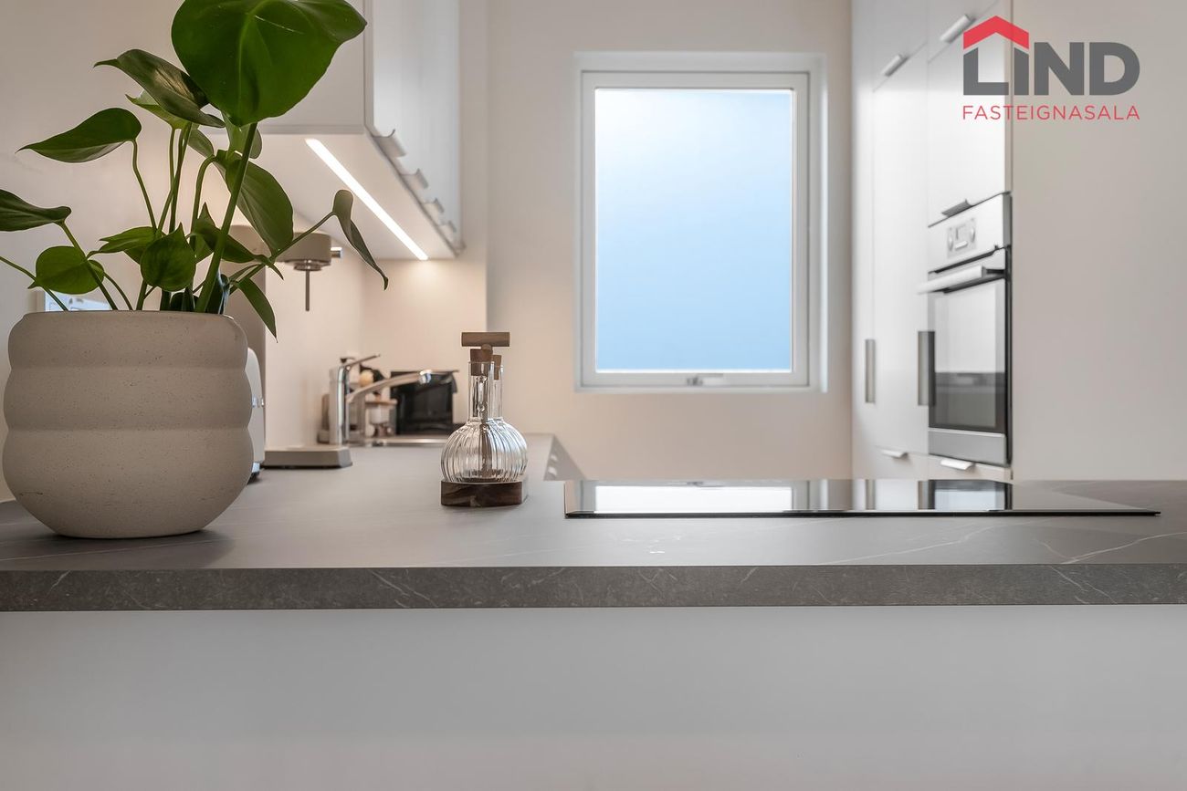 Áshamar 52 - 0311, 221 Hafnarfjörður