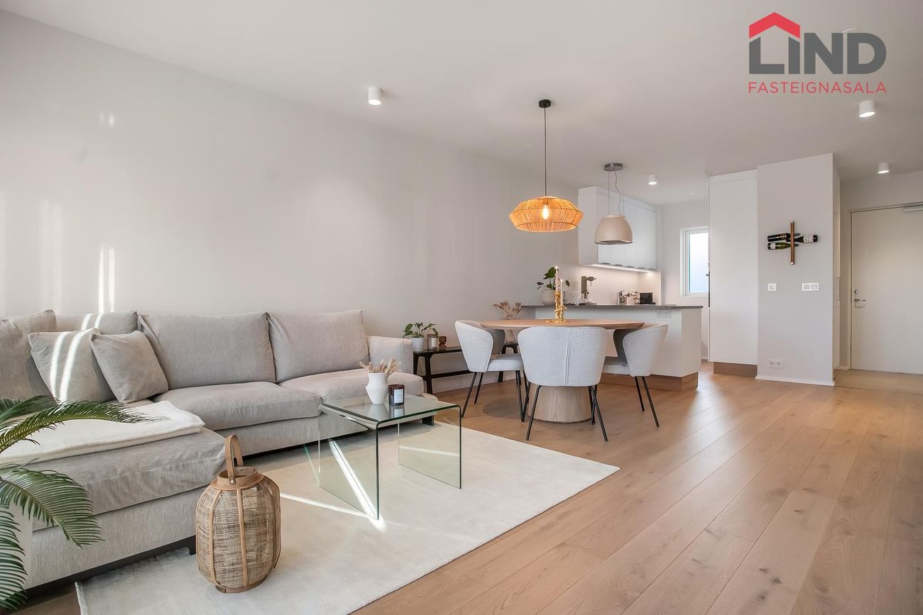 Áshamar 52 - 0311, 221 Hafnarfjörður