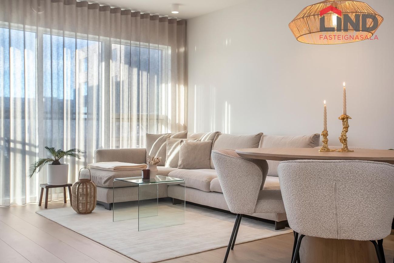 Áshamar 52 - 0311, 221 Hafnarfjörður