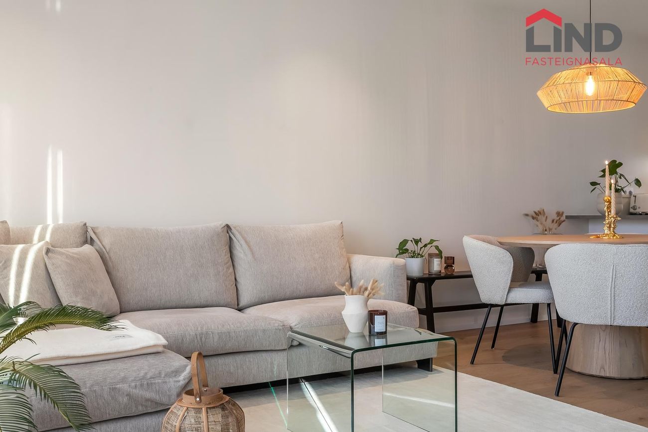 Áshamar 52 - 0311, 221 Hafnarfjörður