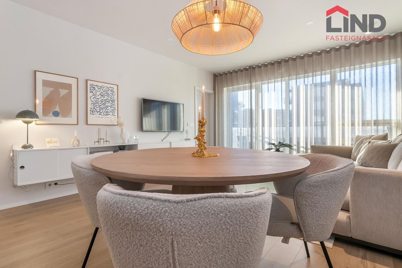 Áshamar 52 - 0311, 221 Hafnarfjörður