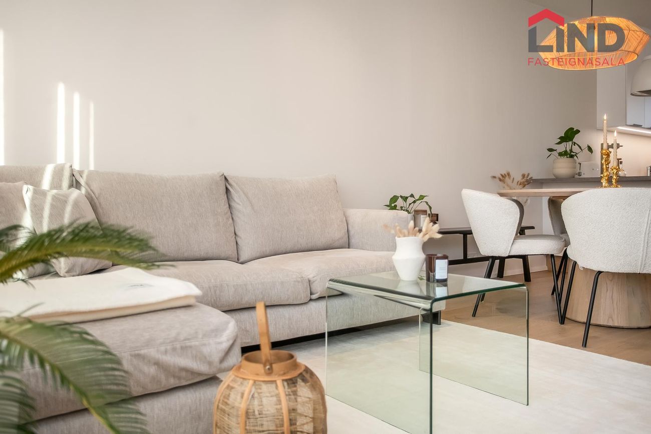 Áshamar 52 - 0311, 221 Hafnarfjörður