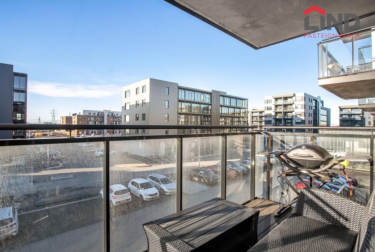 Áshamar 52 - 0311, 221 Hafnarfjörður