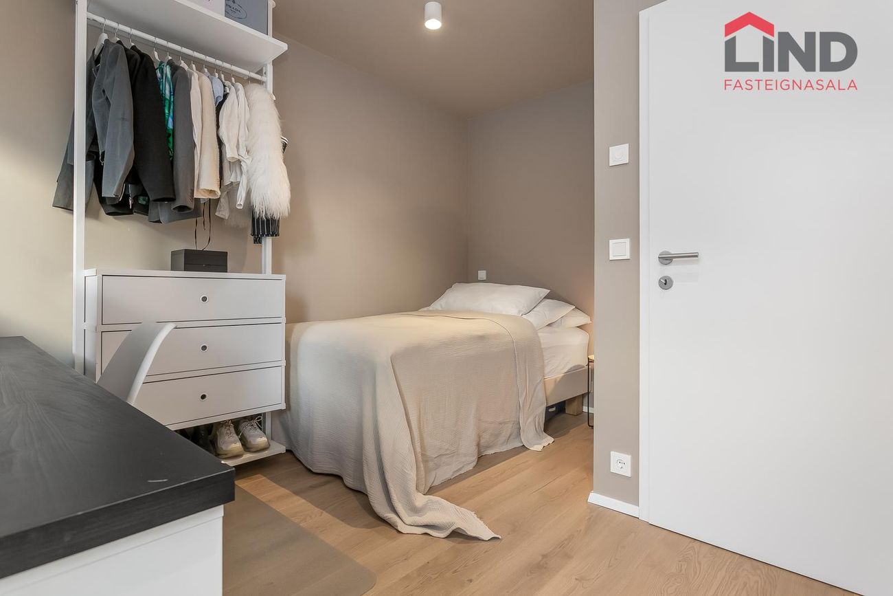 Áshamar 52 - 0311, 221 Hafnarfjörður