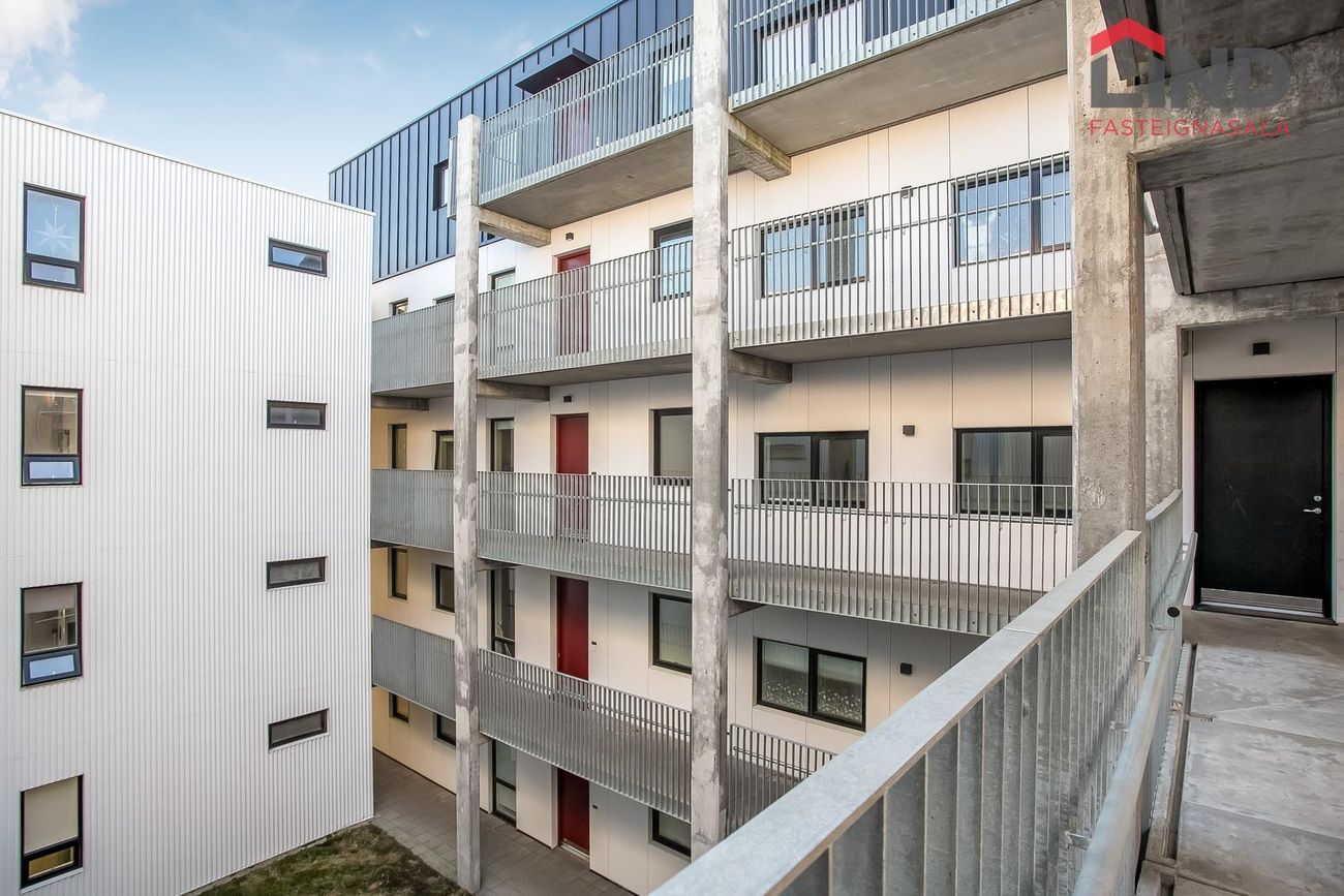 Áshamar 52 - 0311, 221 Hafnarfjörður