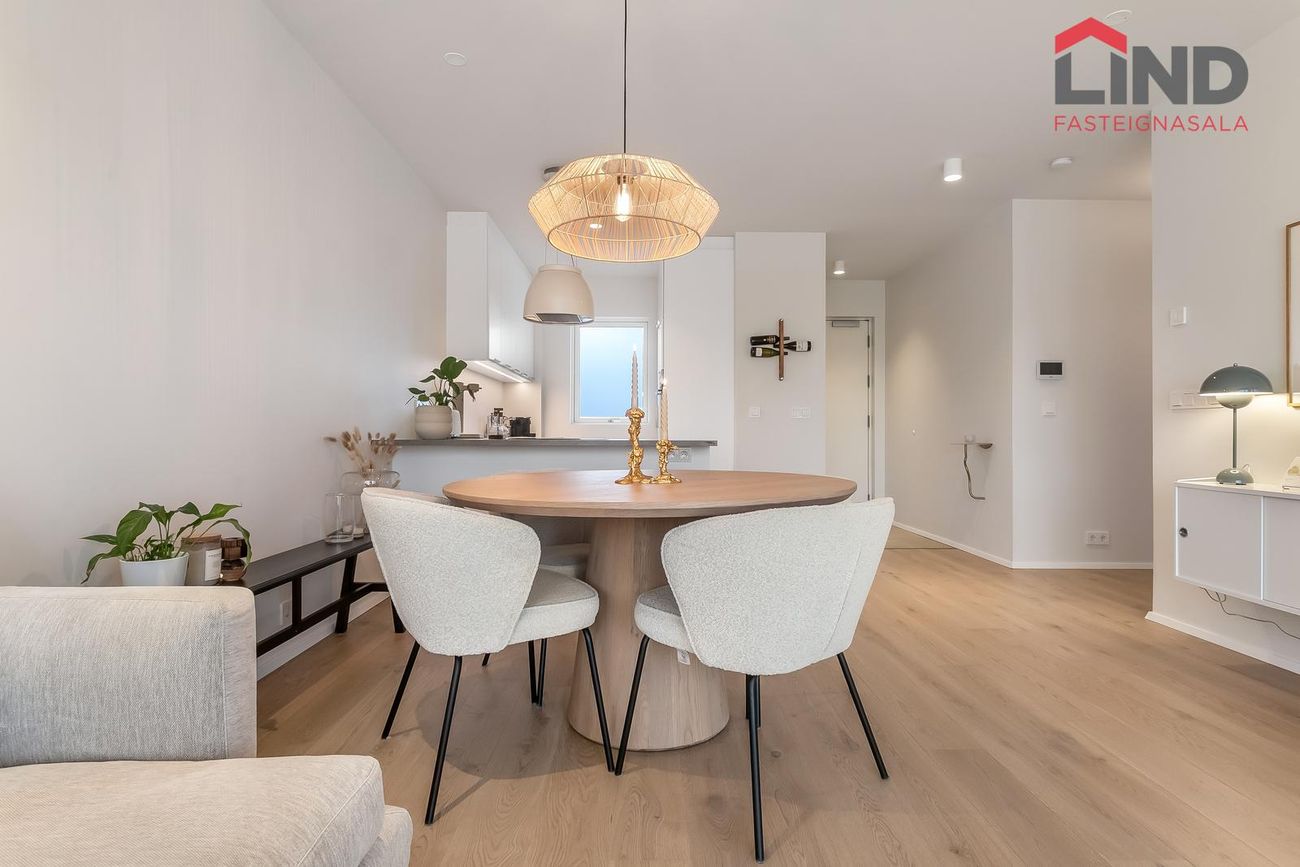 Áshamar 52 - 0311, 221 Hafnarfjörður