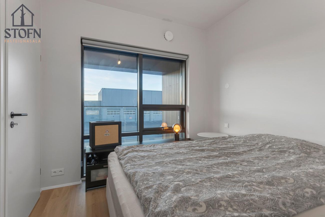 Jöfursbás 5, 112 Reykjavík