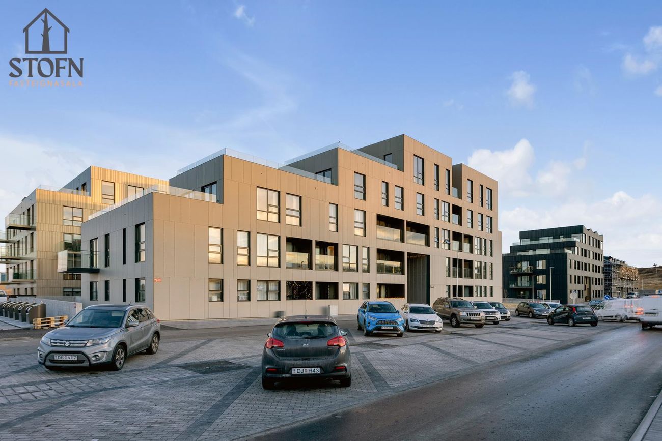 Jöfursbás 5, 112 Reykjavík