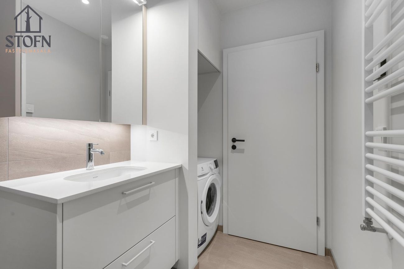 Jöfursbás 5, 112 Reykjavík