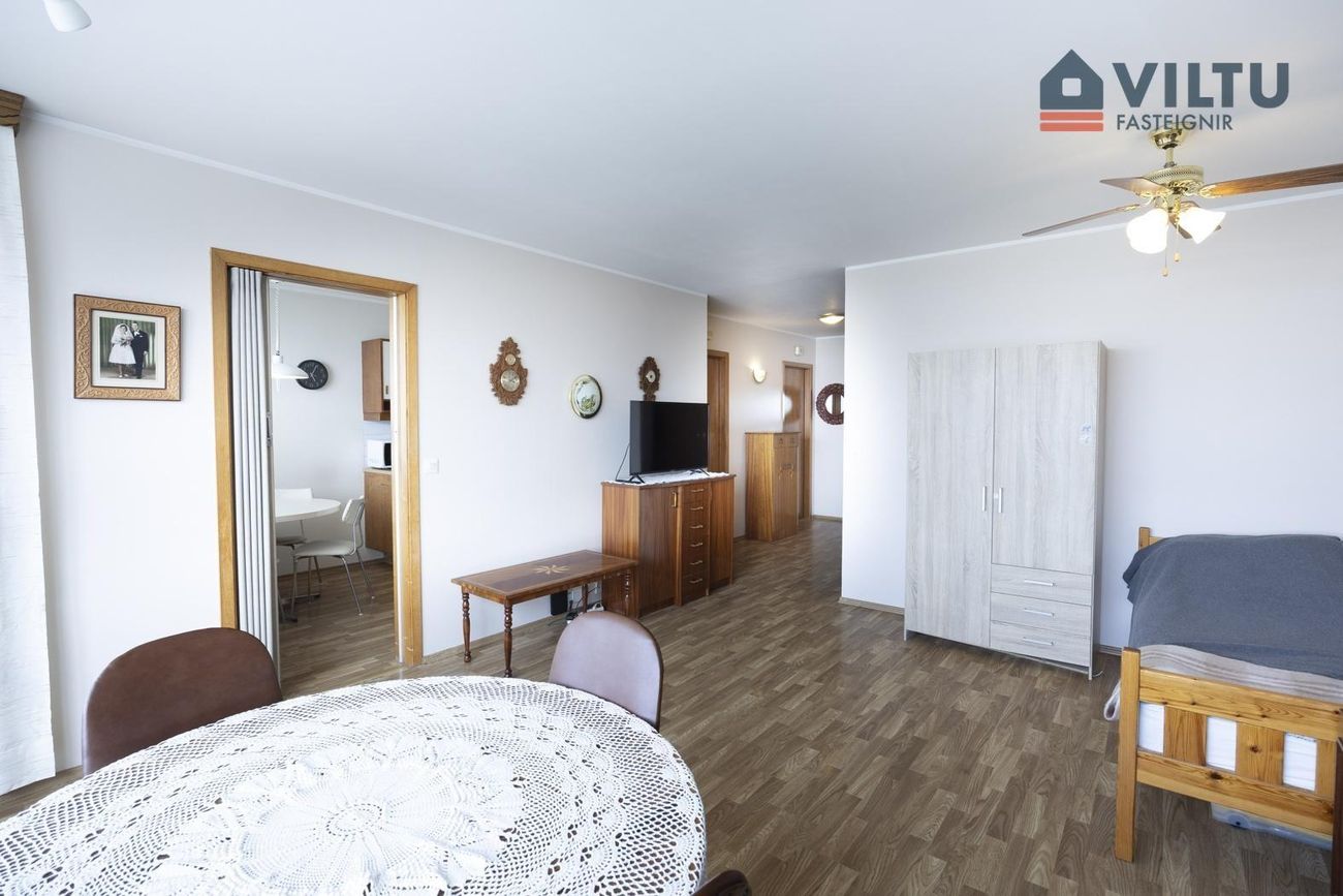 Hraunbær 12A - 0104, 110 Reykjavík