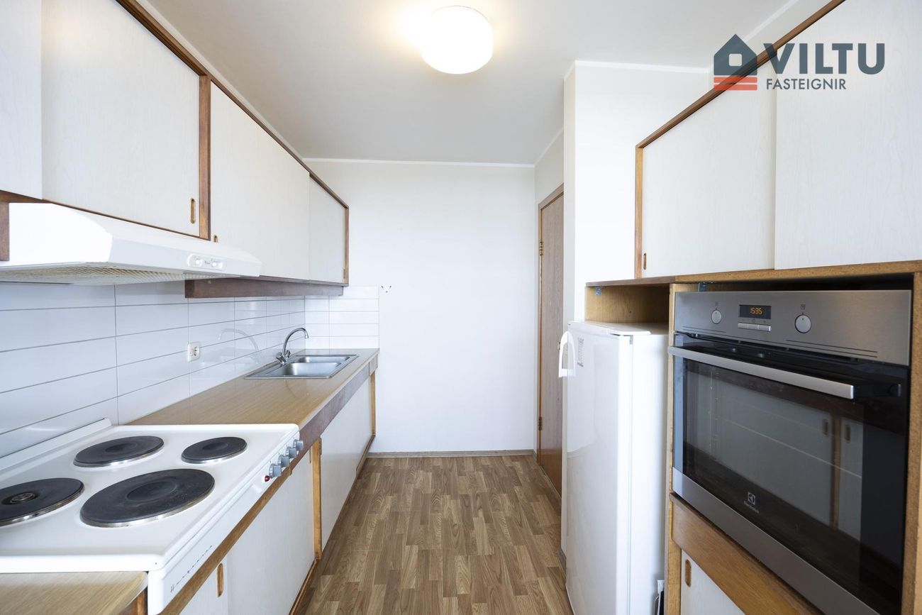 Hraunbær 12A - 0104, 110 Reykjavík