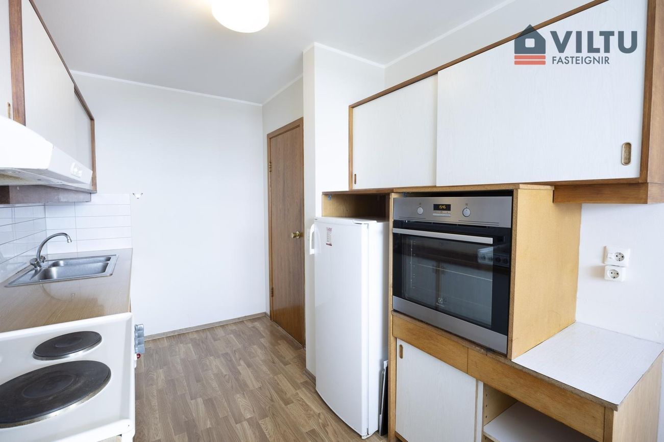 Hraunbær 12A - 0104, 110 Reykjavík