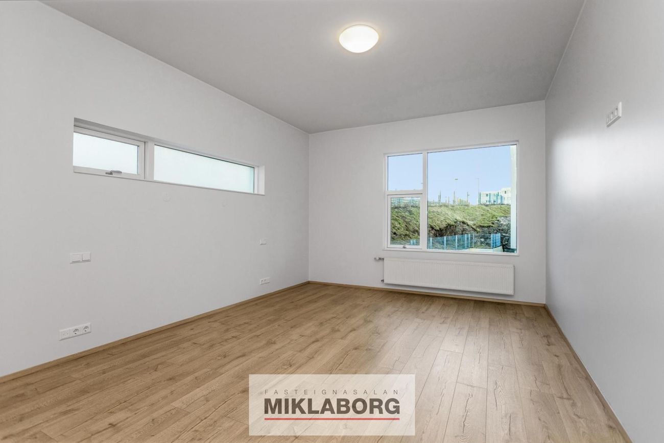 Holtsvegur 41, 210 Garðabær