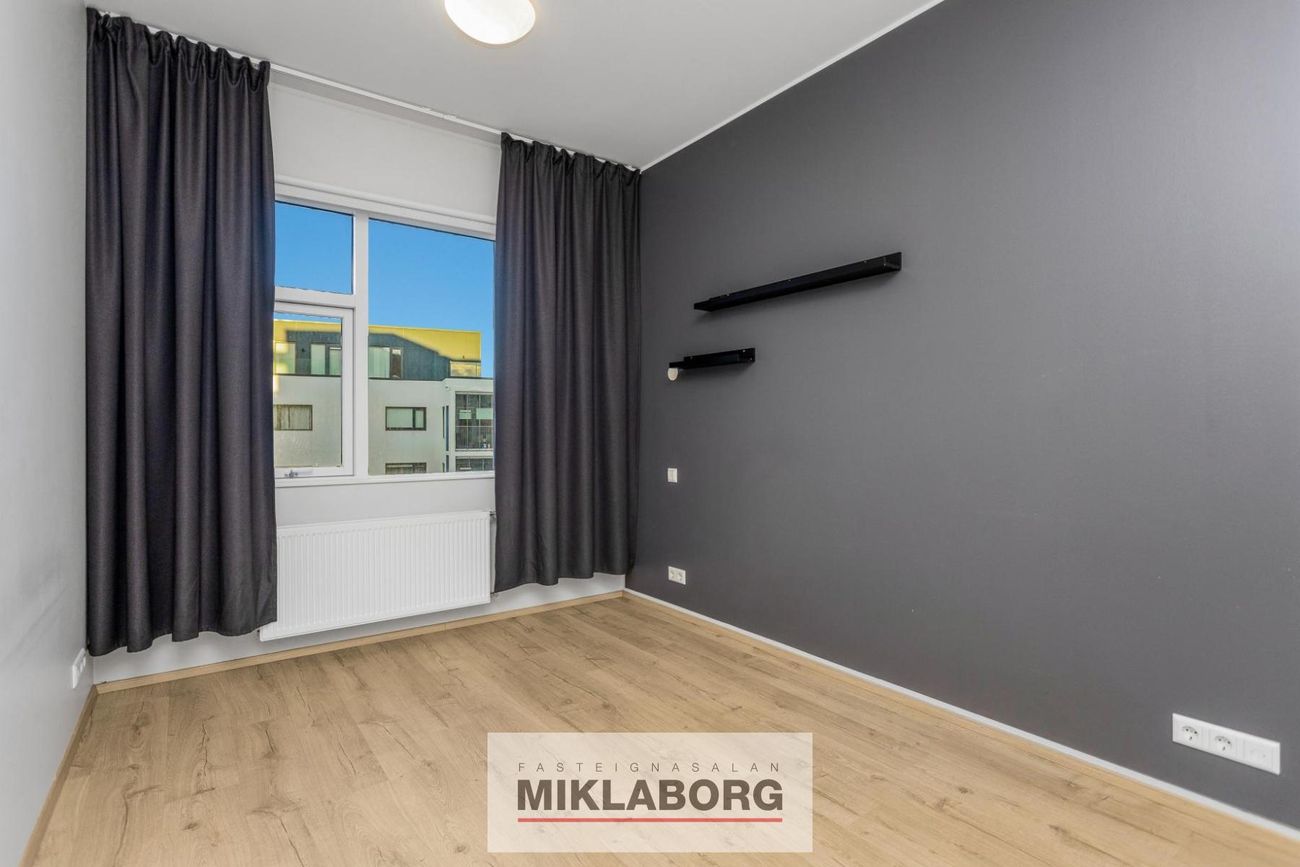 Holtsvegur 41, 210 Garðabær