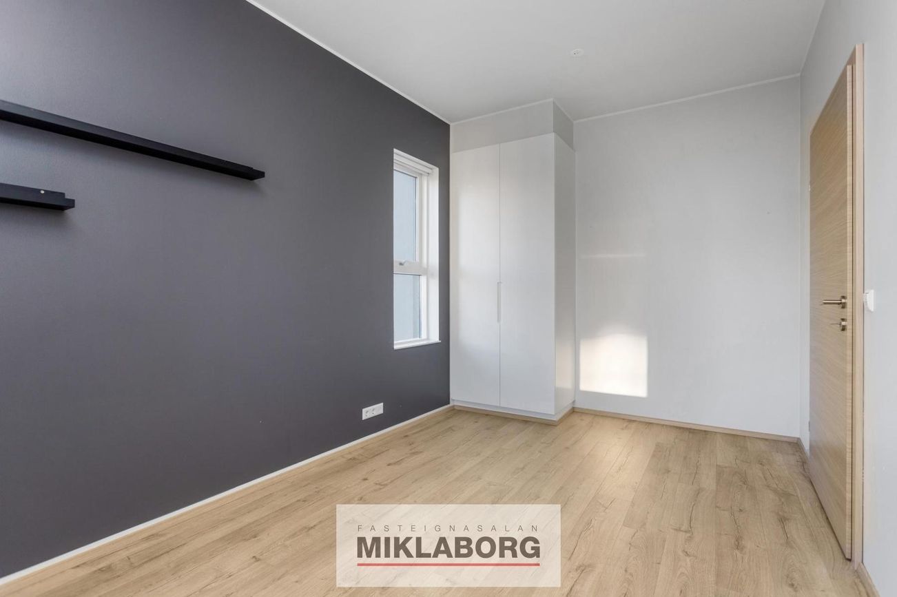 Holtsvegur 41, 210 Garðabær