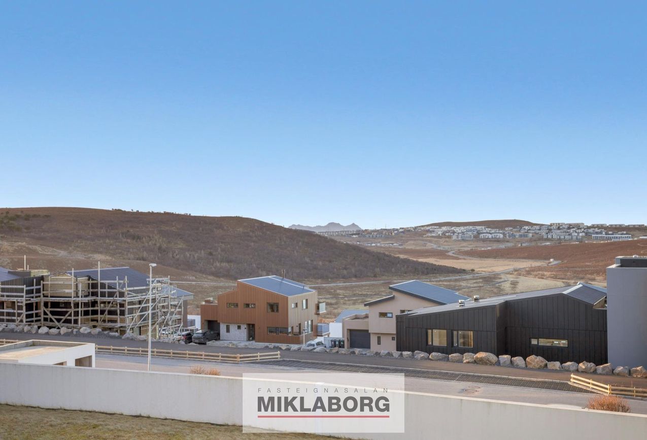 Holtsvegur 41, 210 Garðabær