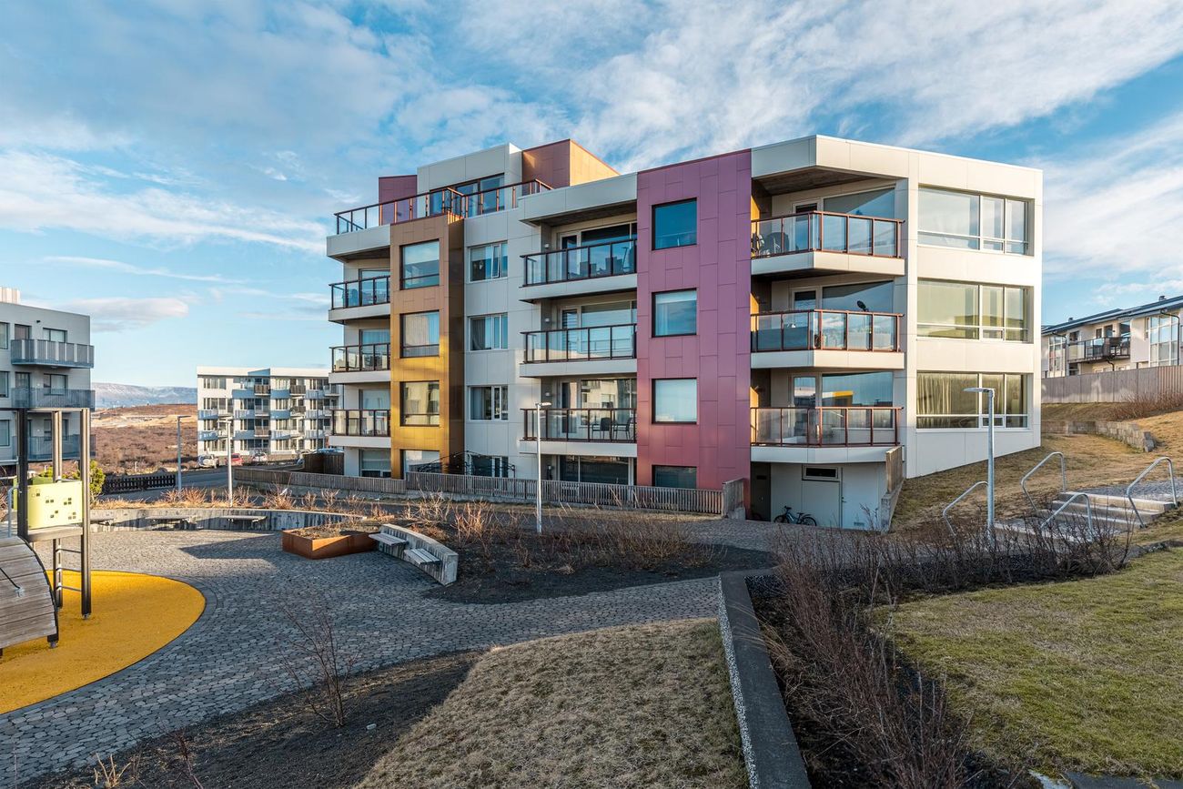 Lynggata 2, 210 Garðabær