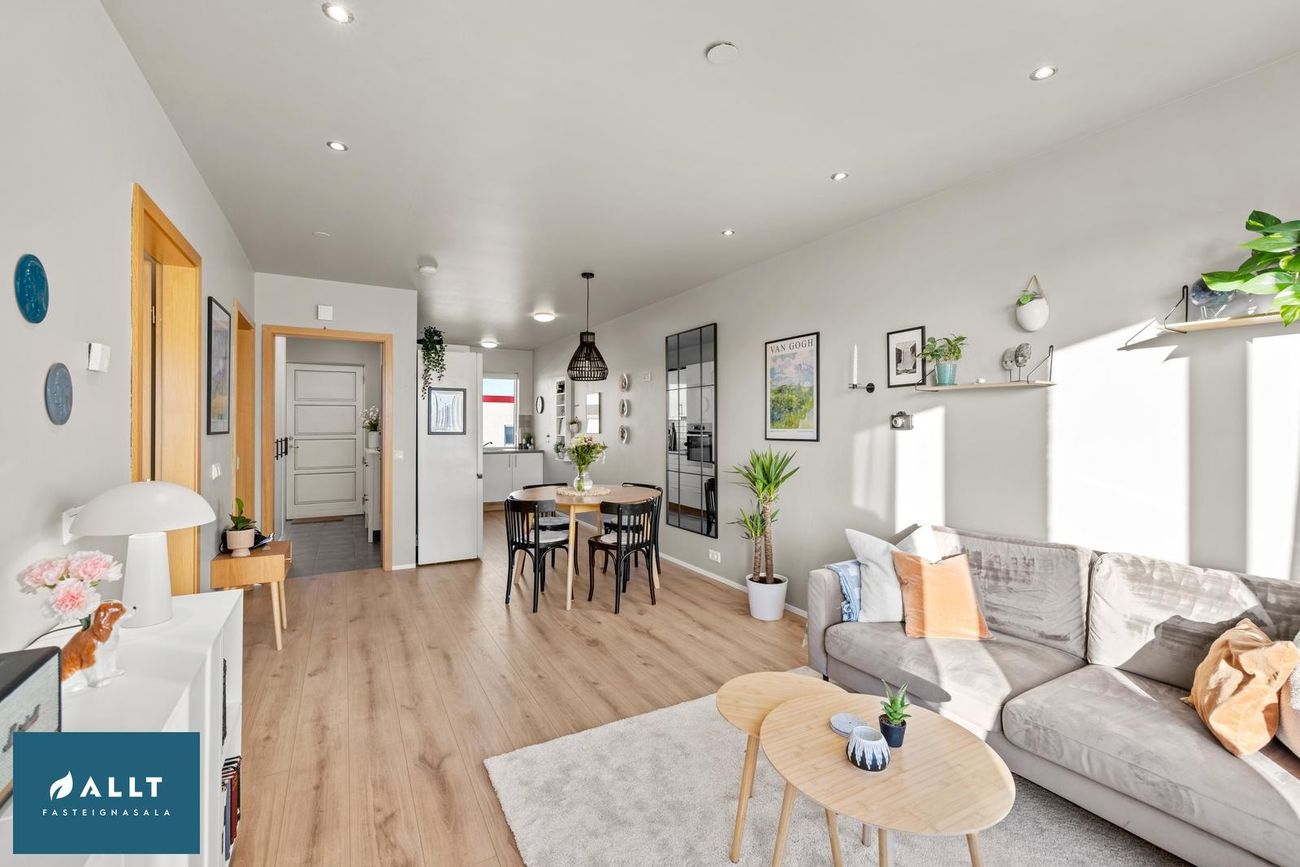 Engjadalur 4, 260 Reykjanesbær