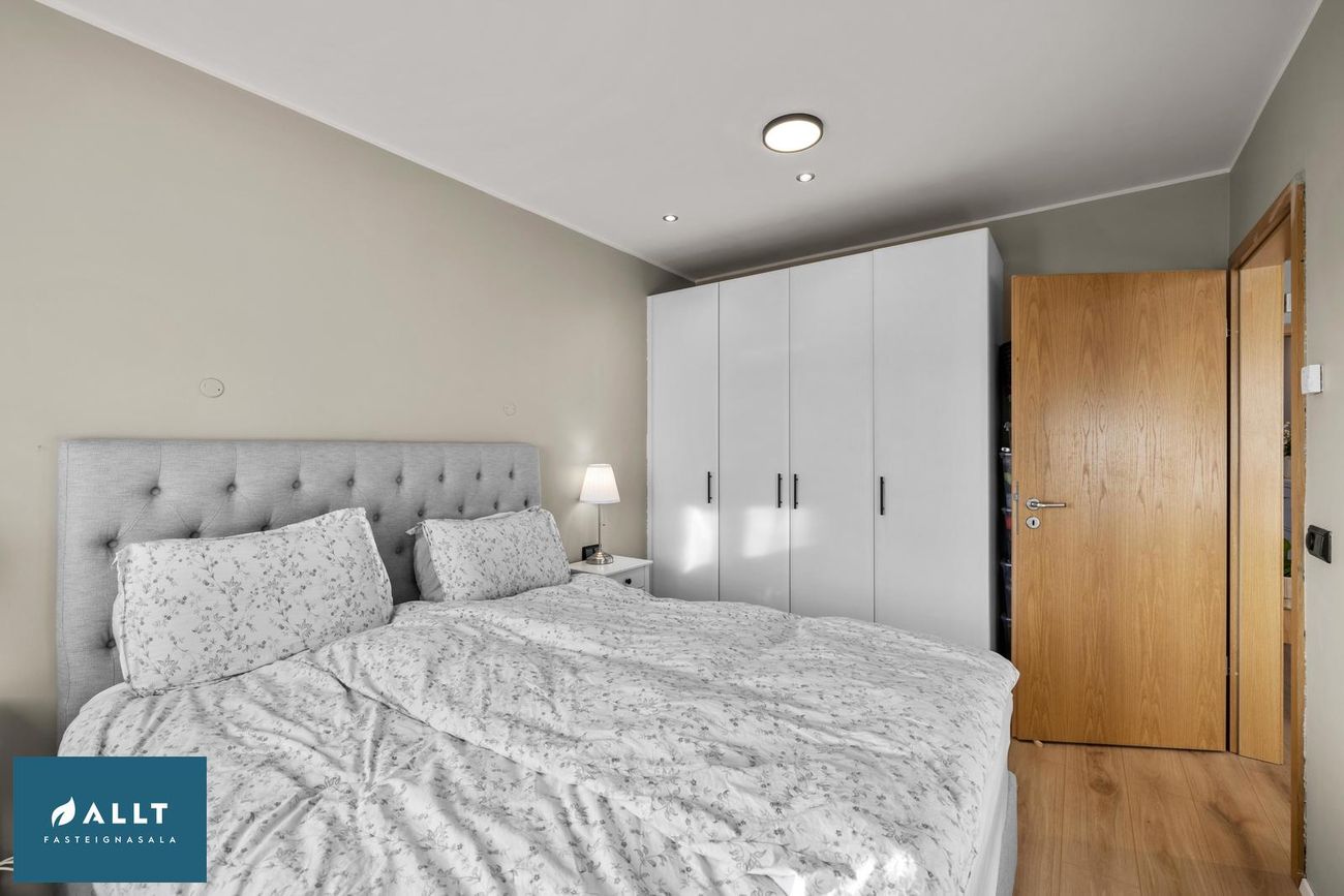 Engjadalur 4, 260 Reykjanesbær